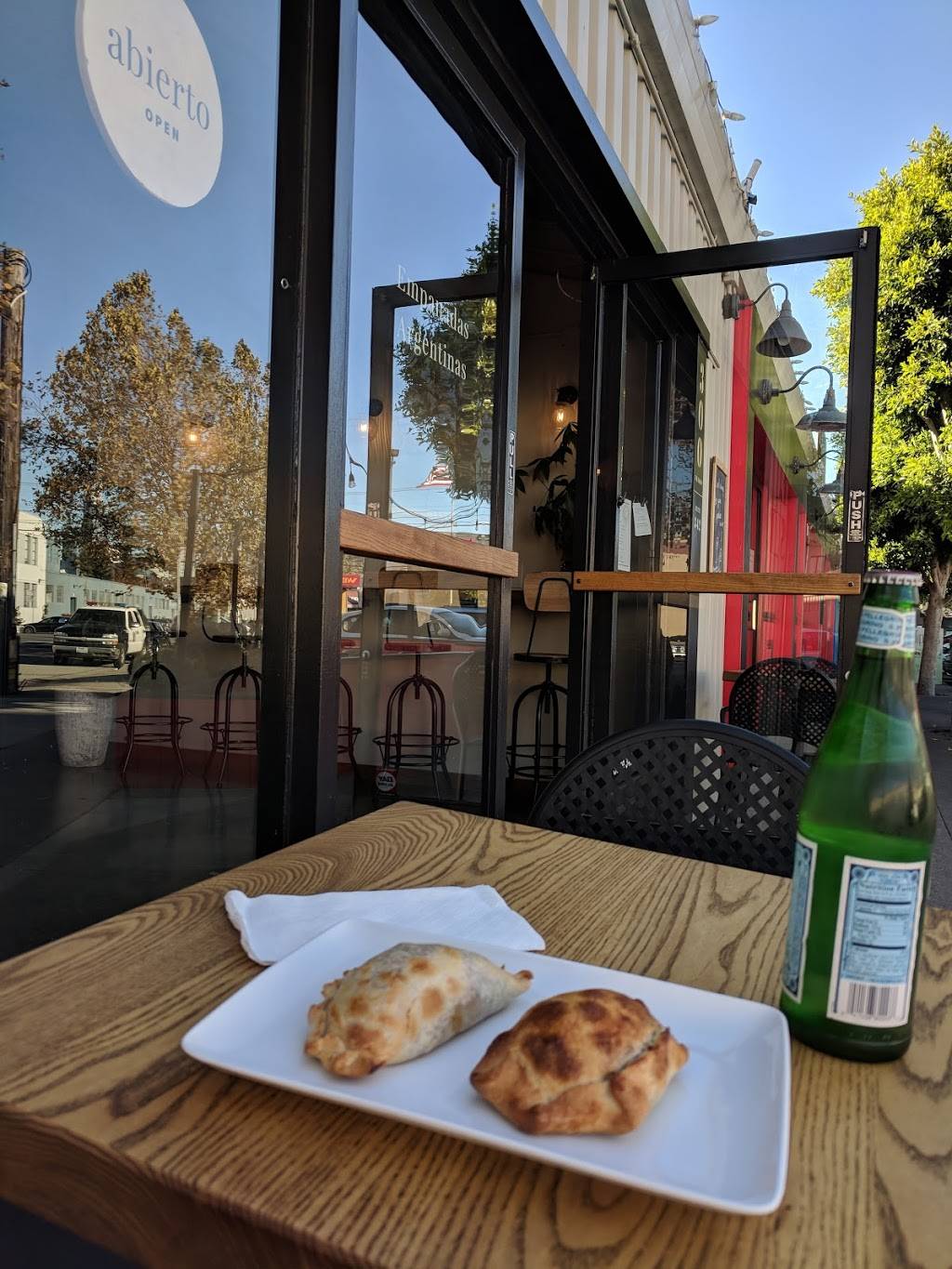 El Sur | restaurant | 300 De Haro St, San Francisco, CA 94103, USA | 4155302803 OR +1 415-530-2803