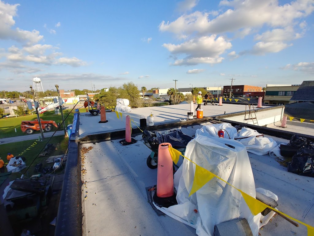 Mangos Market Wauchula | bakery | 112 N 6th Ave, Wauchula, FL 33873, USA | 8637739149 OR +1 863-773-9149