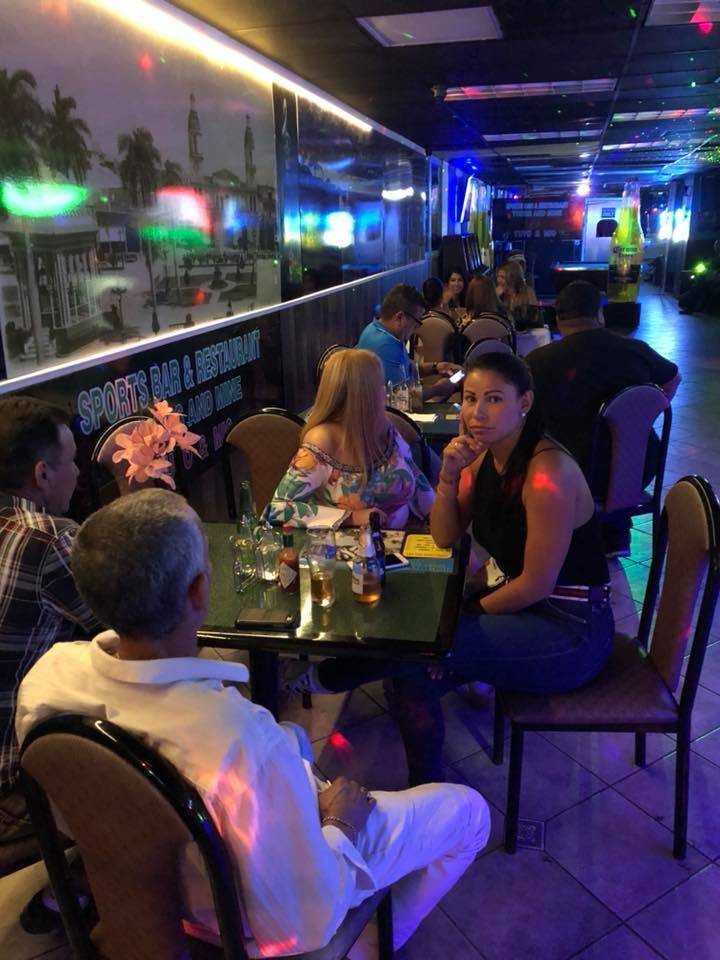 Yours and Mine Lounge Bar | restaurant | 496 W 29th St, Hialeah, FL 33012, USA | 3055873804 OR +1 305-587-3804