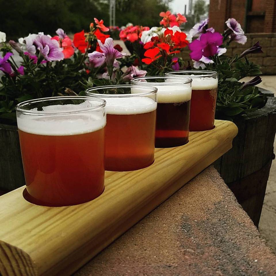 Summit City Brewerks | restaurant | 1501 E Berry St #106, Fort Wayne, IN 46803, USA | 2604200222 OR +1 260-420-0222