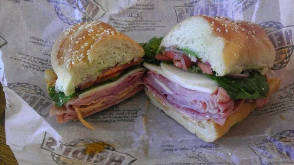 Heidis Brooklyn Deli | restaurant | Concourse B (East End) GATE, 8400 Peña Blvd #89, Denver, CO 80249, USA | 3033426648 OR +1 303-342-6648