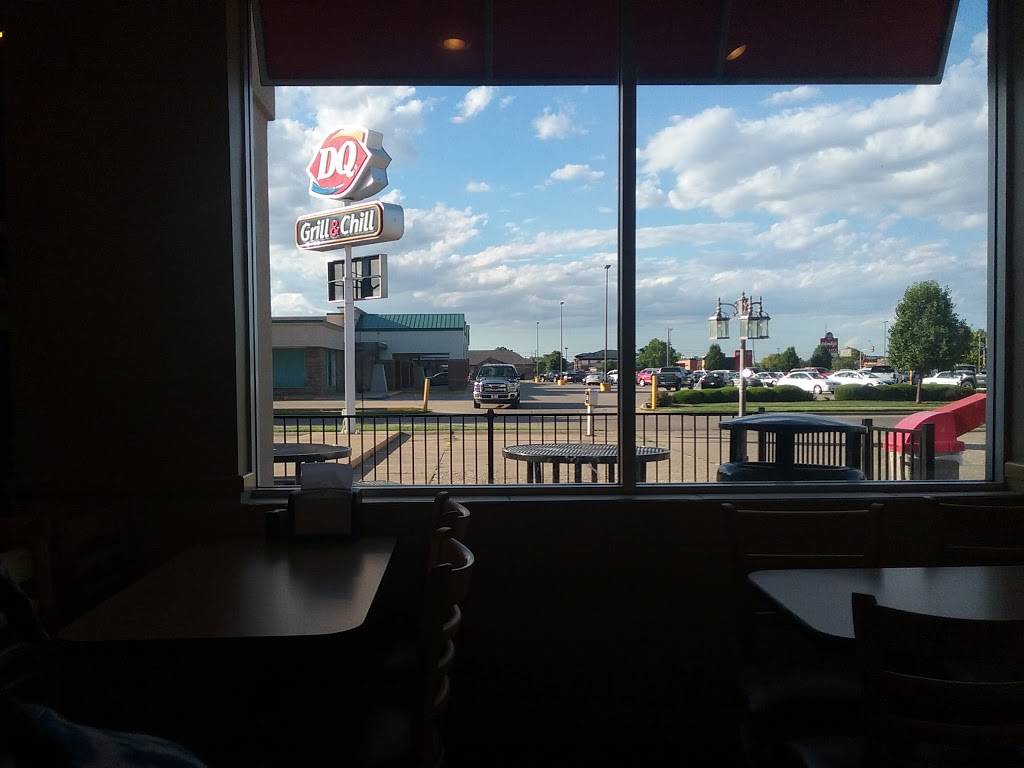 Dairy Queen Grill & Chill | restaurant | 1000 Buckeye Ave, Salina, KS 67401, USA | 7858255150 OR +1 785-825-5150