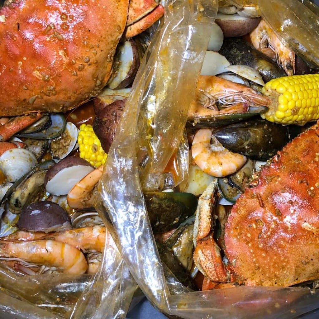 THE CRAB PAD -Lincoln Square | restaurant | 4337 N Western Ave, Chicago, IL 60618, USA | 7735011716 OR +1 773-501-1716