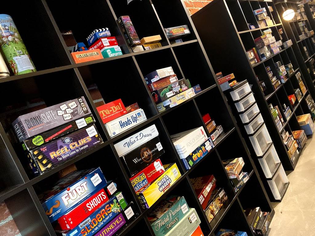 The Dragon and Meeple | restaurant | 3742 Flower St, Los Angeles, CA 90007, USA | 2139735029 OR +1 213-973-5029