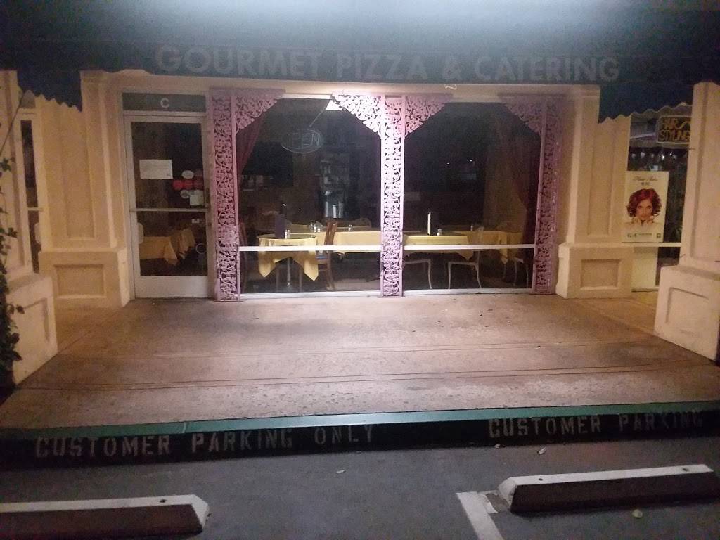 Pinas Bistro | restaurant | 640 W First St, Tustin, CA 92780, USA | 7147305442 OR +1 714-730-5442