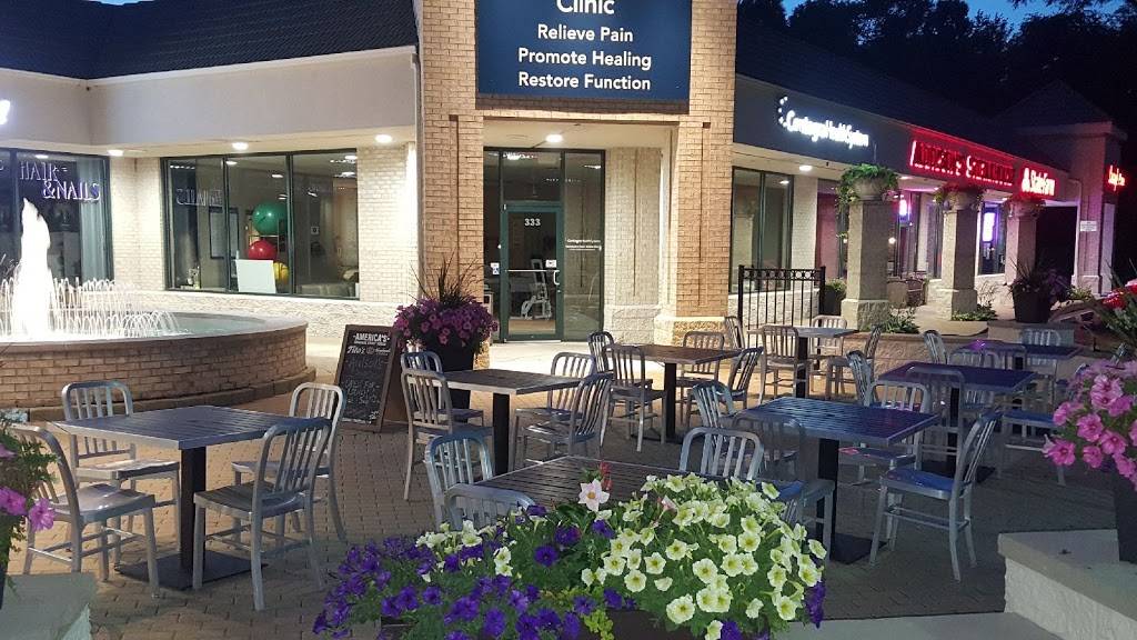 Addisons Steakhouse | restaurant | 335 Front St, McHenry, IL 60050, USA | 8153222546 OR +1 815-322-2546