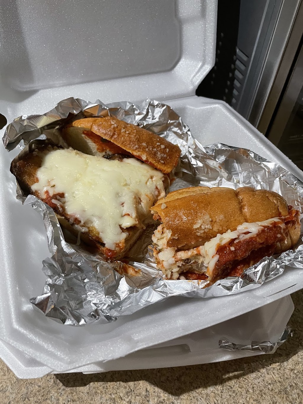 Frankies Italian Deli | restaurant | 2595 W New Haven Ave, West Melbourne, FL 32904, USA | 3214309834 OR +1 321-430-9834