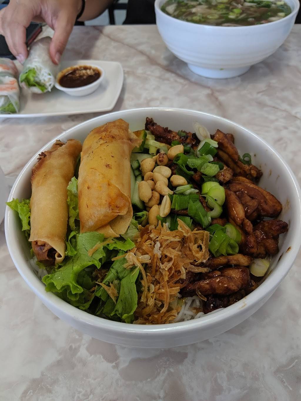 PHỞ 26 Vietnamese Restaurant | restaurant | 2011 Plains Rd E Unit # 2, Burlington, ON L7R 0A6, Canada | 9056316888 OR +1 905-631-6888