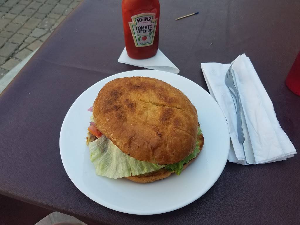 Fredos Delicatessen | restaurant | 1451 Potomac Ave, Pittsburgh, PA 15216, USA | 4123441060 OR +1 412-344-1060