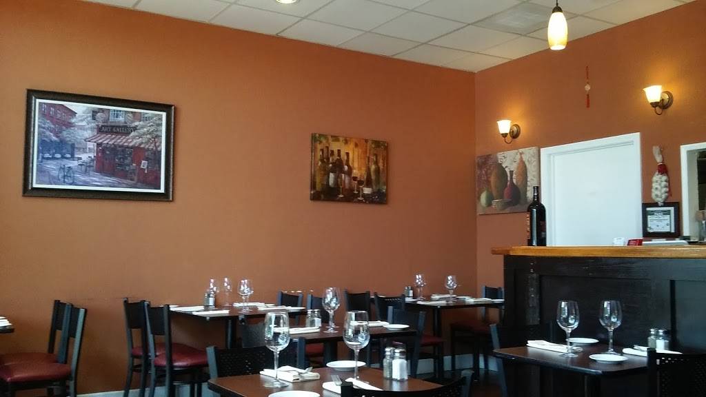 Alfredos Italian Restaurant | restaurant | 3631, 1426 E Washington St, Petaluma, CA 94954, USA | 7077820500 OR +1 707-782-0500