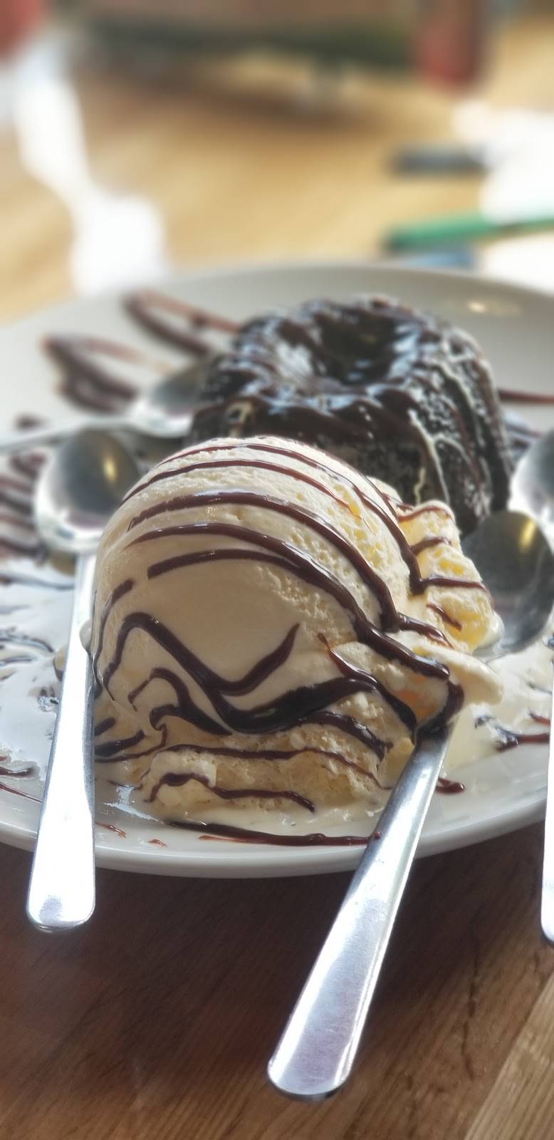 Applebees Grill + Bar | restaurant | 51 Curtner Ave, San Jose, CA 95125, USA | 4082957150 OR +1 408-295-7150