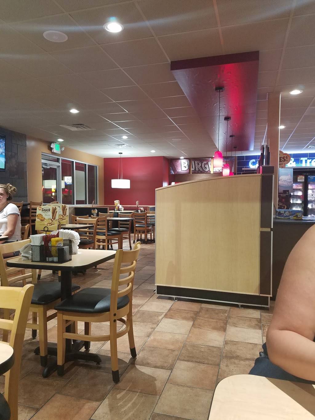 Dairy Queen Grill & Chill | restaurant | 1303 N Wayne St, Angola, IN 46703, USA | 2603194436 OR +1 260-319-4436