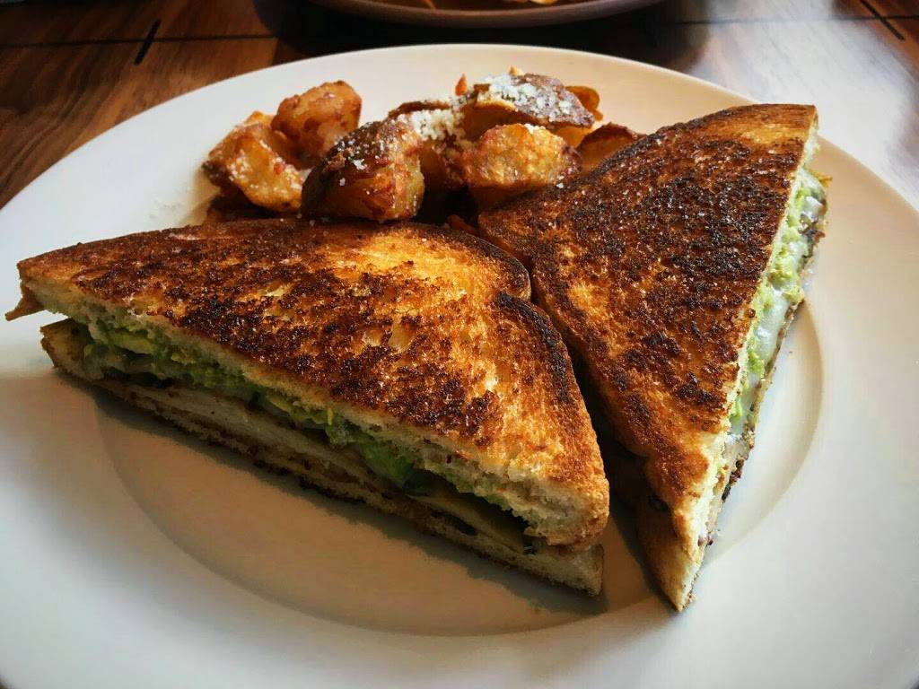 Barnes & Noble Kitchen | restaurant | 7700 Windrose Ave suite g170, Plano, TX 75024, USA | 9724741074 OR +1 972-474-1074