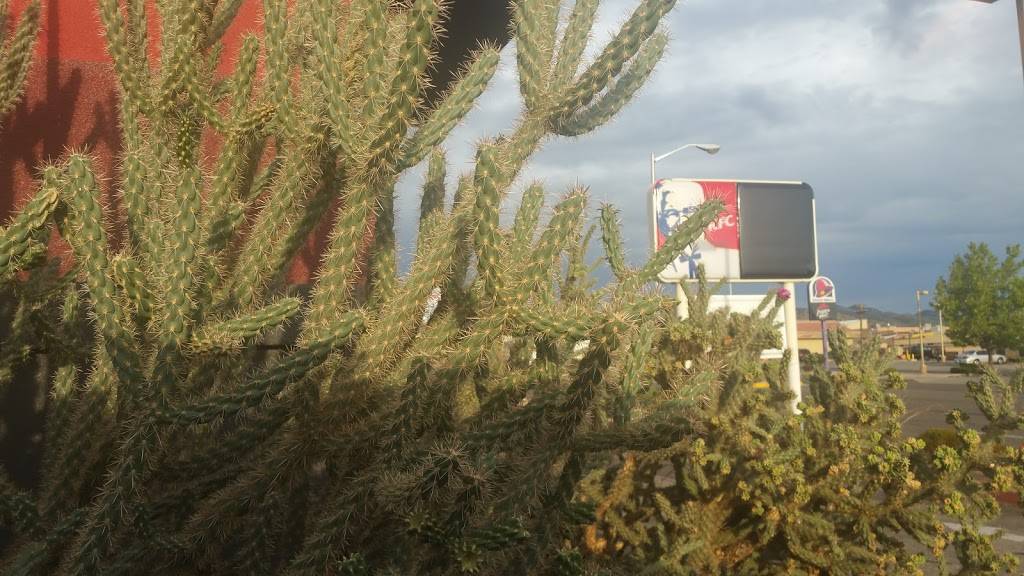 KFC | restaurant | 12921 Central Ave NE, Albuquerque, NM 87123, USA | 5052942756 OR +1 505-294-2756
