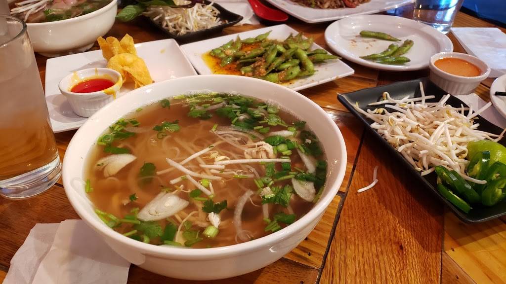 Pho On Main 2 | restaurant | 1200 W Main St, Peoria, IL 61606, USA | 3098391026 OR +1 309-839-1026