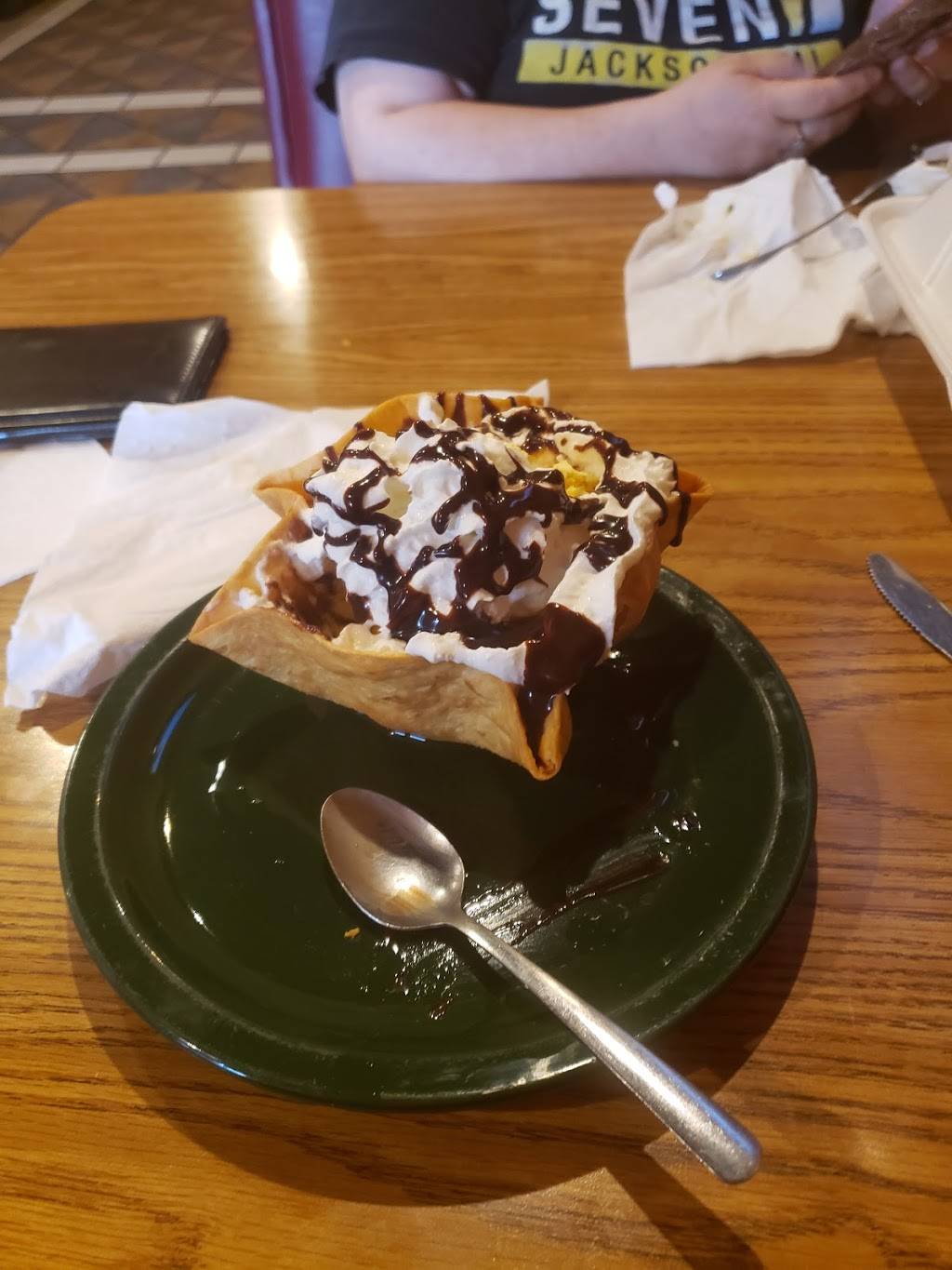 Los Tres Amigos Michigan Center | restaurant | 328 5th St, Michigan Center, MI 49254, USA | 5177640600 OR +1 517-764-0600