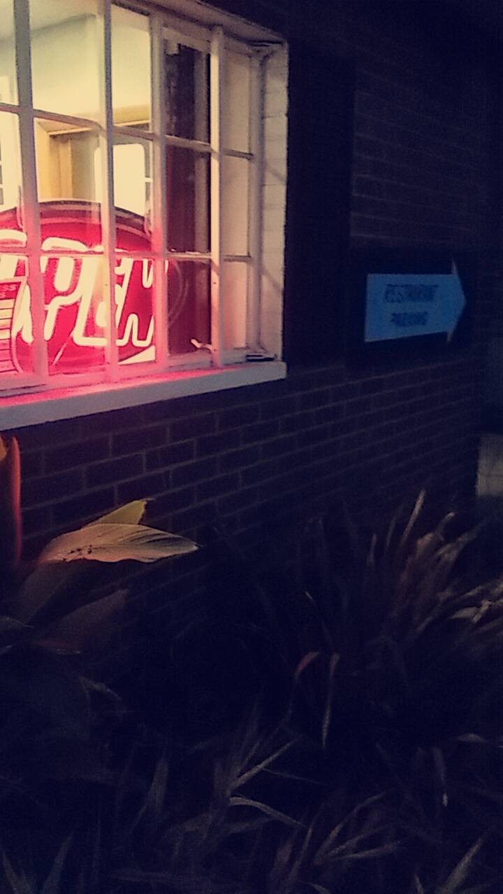 Firehouse Family Restaurant | restaurant | 1802 Navarre Rd SW, Canton, OH 44706, USA | 3304547470 OR +1 330-454-7470