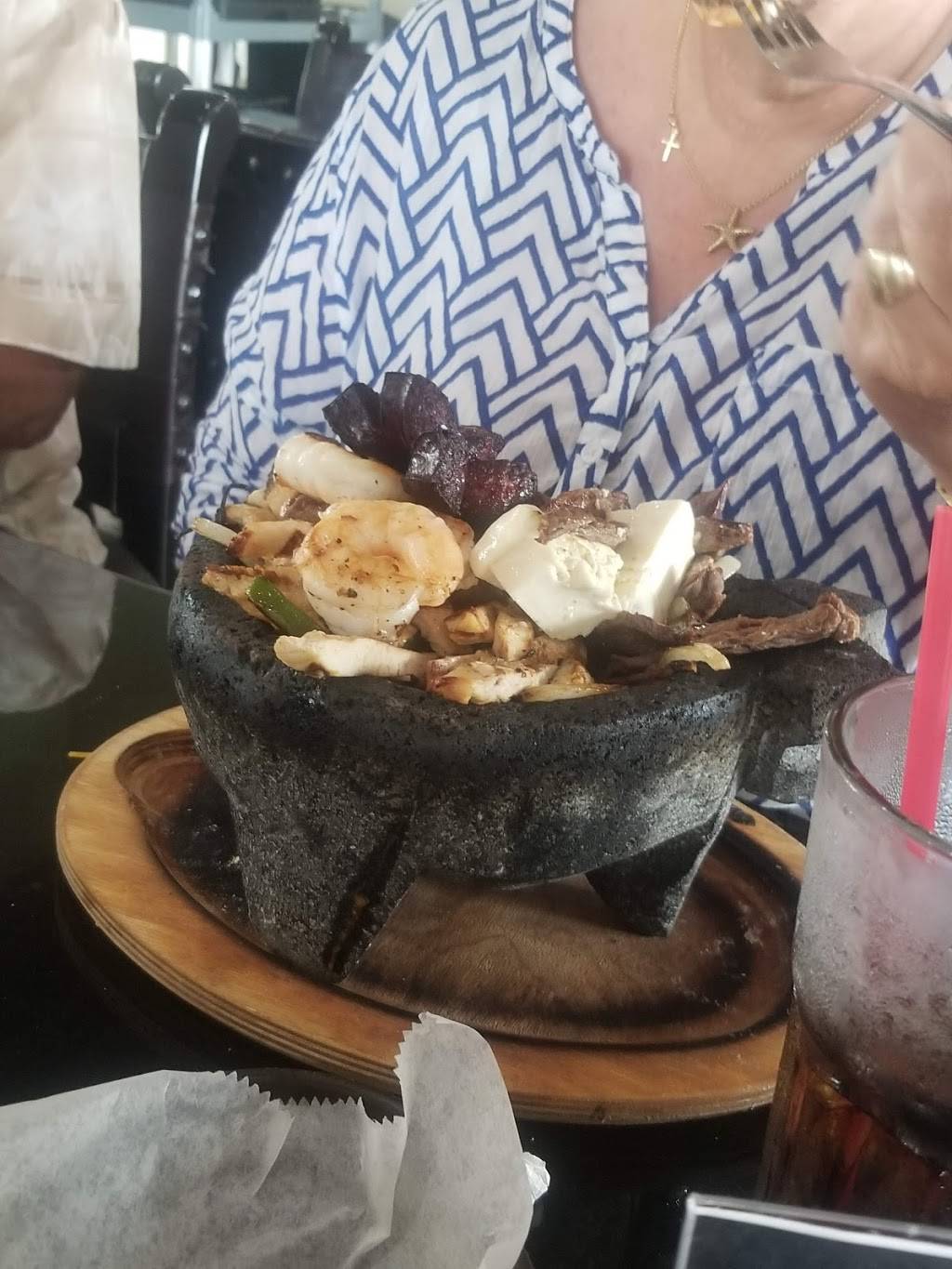 La Tequila Jalisco @ Rockport, TX | restaurant | 2405 Hwy 35 N Bypass, Rockport, TX 78382, USA | 3617279857 OR +1 361-727-9857