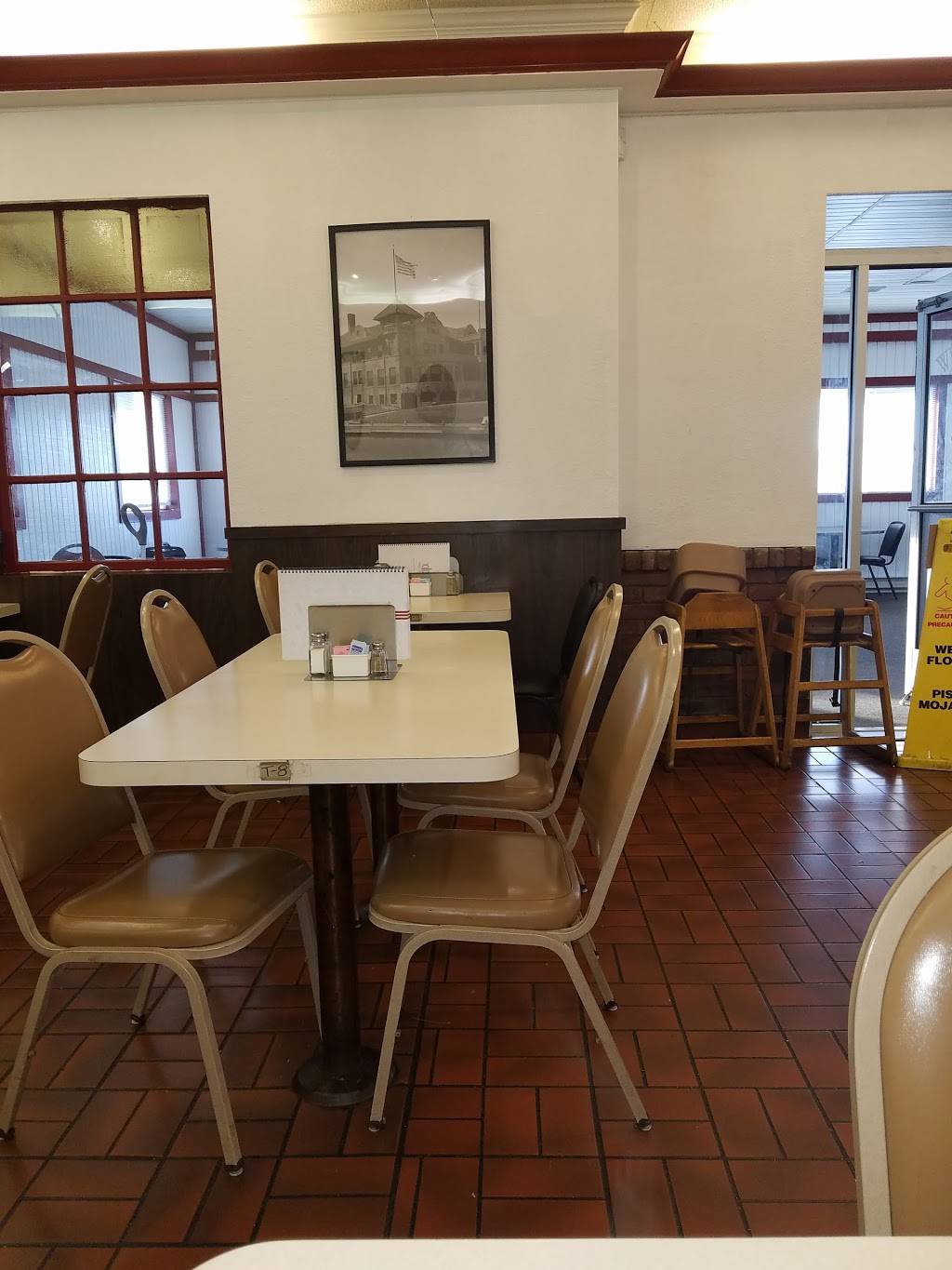 White Tower | restaurant | 1515 W Sylvania Ave, Toledo, OH 43612, USA | 4194768633 OR +1 419-476-8633