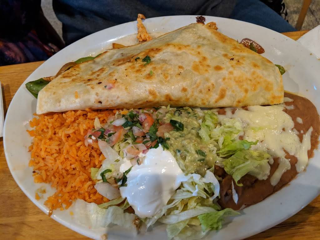 Cocos Mexican Restaurant | restaurant | 3320 Tylersville Rd, Hamilton, OH 45011, USA | 5137373025 OR +1 513-737-3025