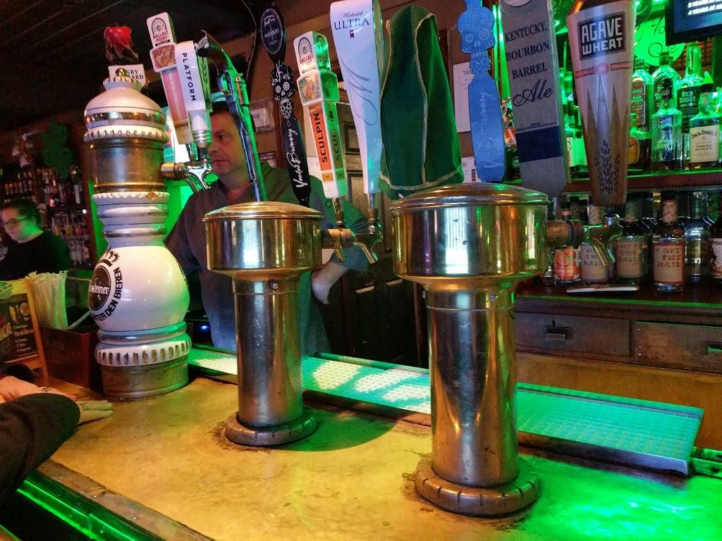 Perrytowne Drafthouse | restaurant | 1002 Perry Hwy, Pittsburgh, PA 15237, USA | 4123679610 OR +1 412-367-9610