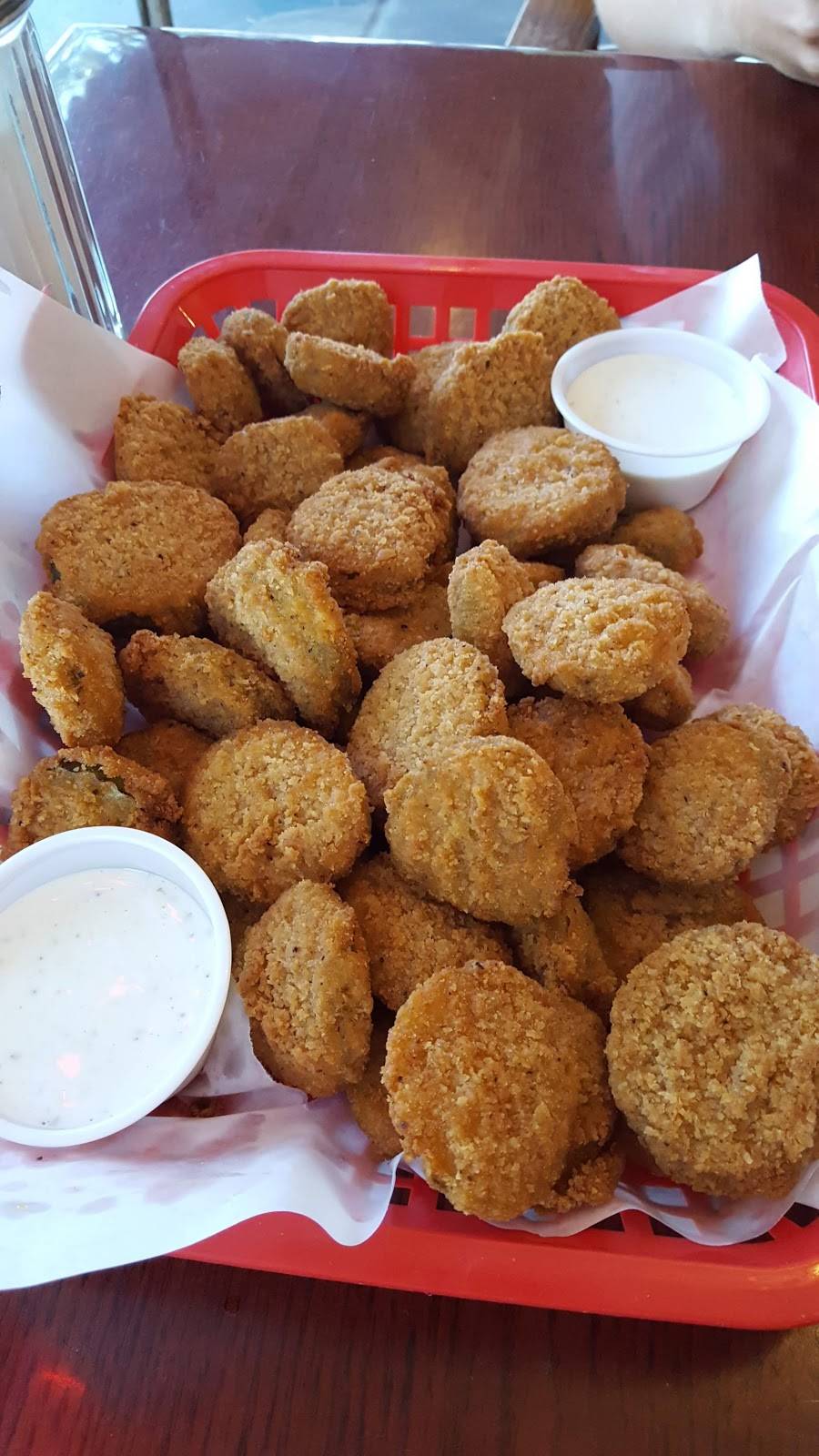 Cafe on the Square | restaurant | 126 N LBJ Dr, San Marcos, TX 78666, USA | 5123969999 OR +1 512-396-9999