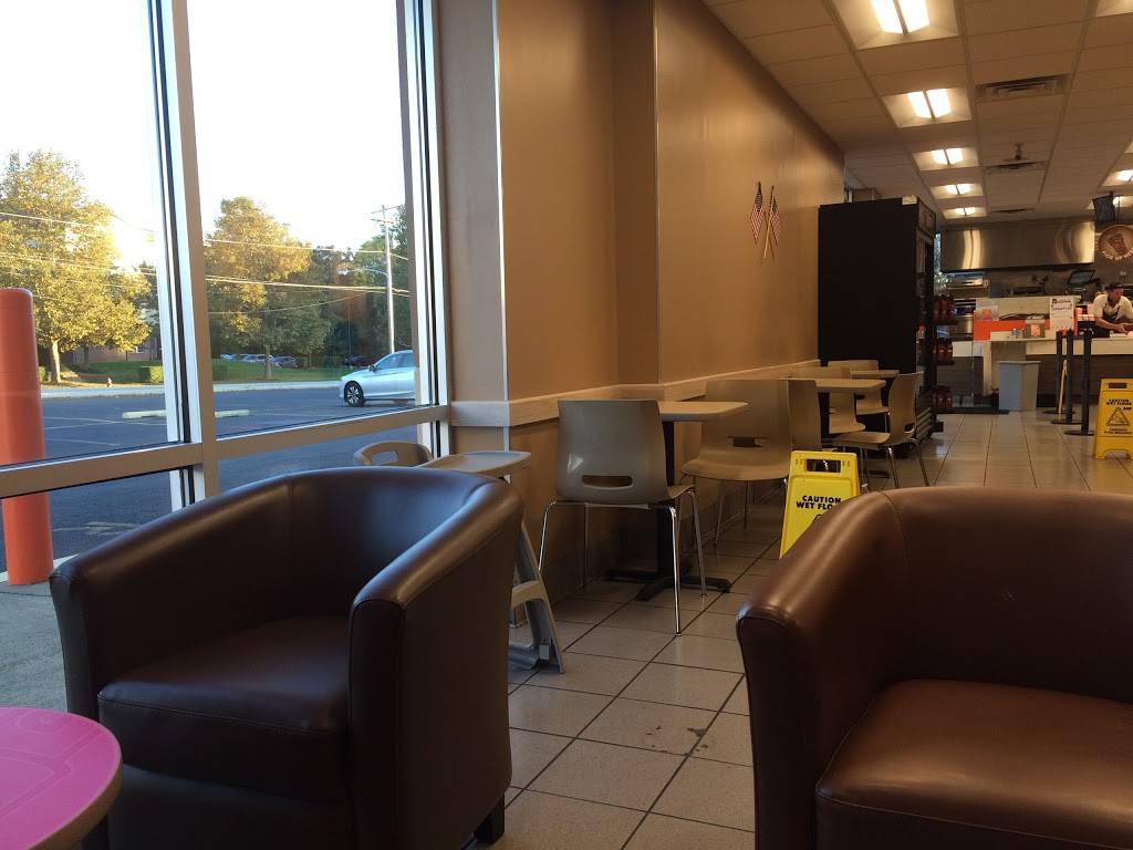 Dunkin | bakery | 7970 Dungan Rd # 80, Philadelphia, PA 19111, USA | 2157457040 OR +1 215-745-7040
