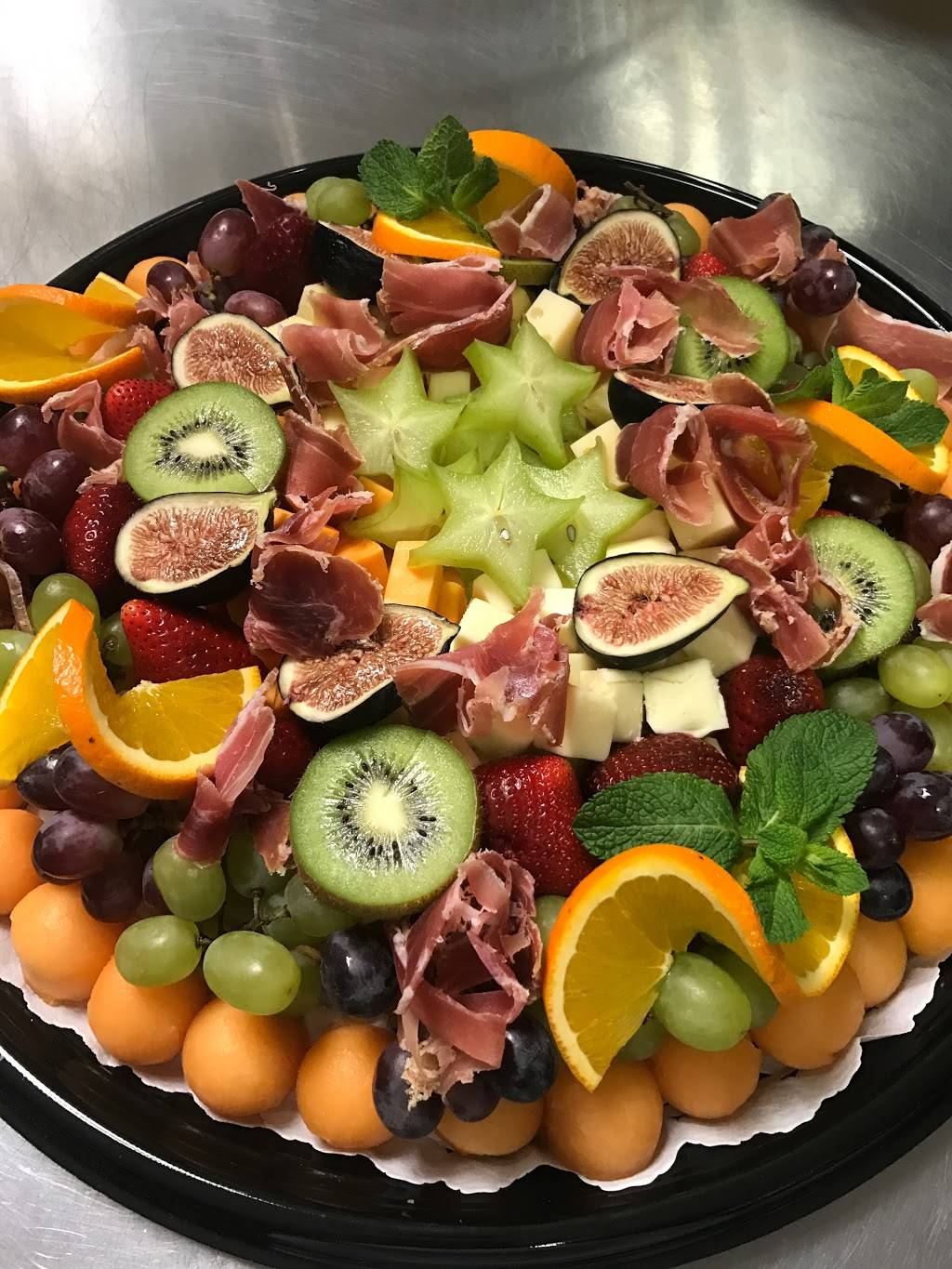 Agrigourmet | restaurant | 4605 Rue Sainte-Catherine E, Montréal, QC H1V 1Y8, Canada | 5145084383 OR +1 514-508-4383