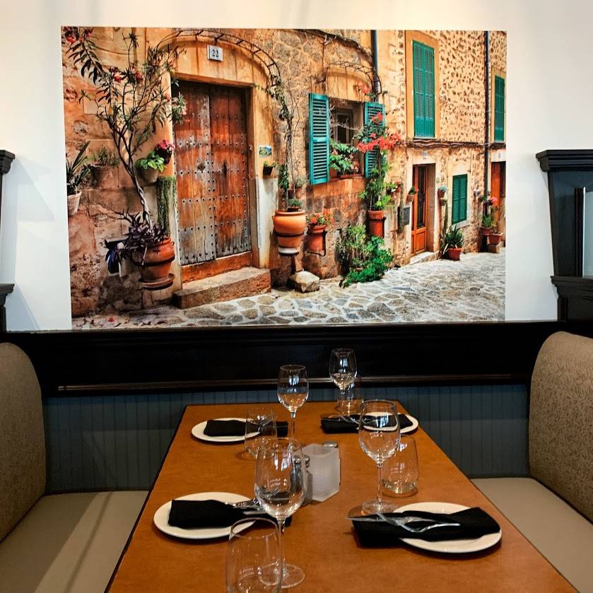 IOS Estiatorio & Wine Bar | restaurant | 1400 Upper James St unit 26, Hamilton, ON L9B 1K3, Canada | 2896745800 OR +1 289-674-5800