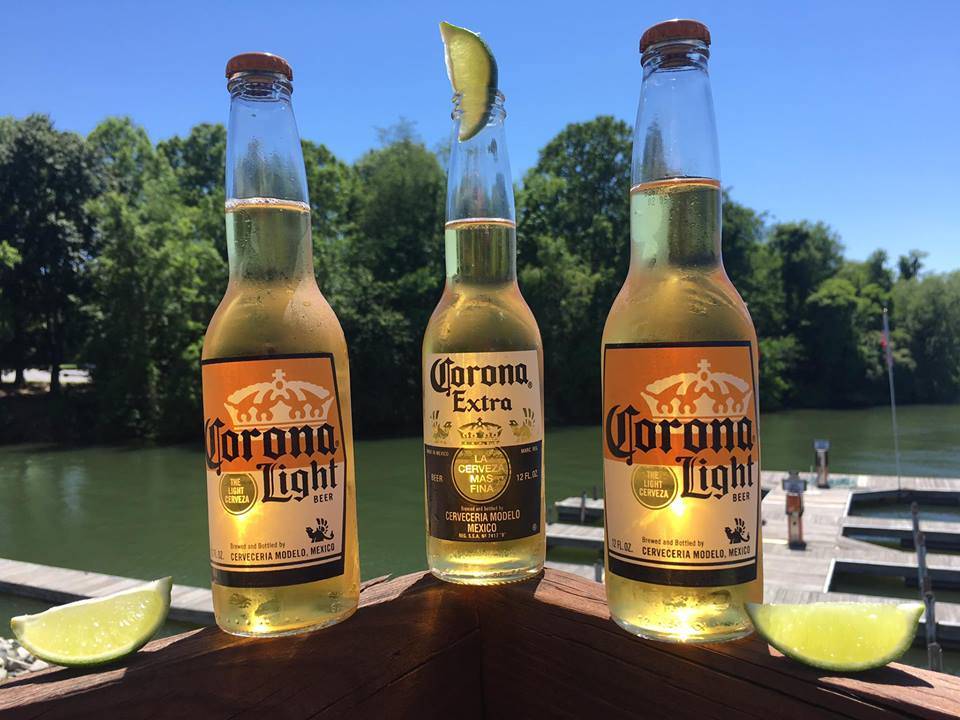 Apps & Taps | night club | 155 Pinnacle Ln, Mooresville, NC 28117, USA | 7046777648 OR +1 704-677-7648