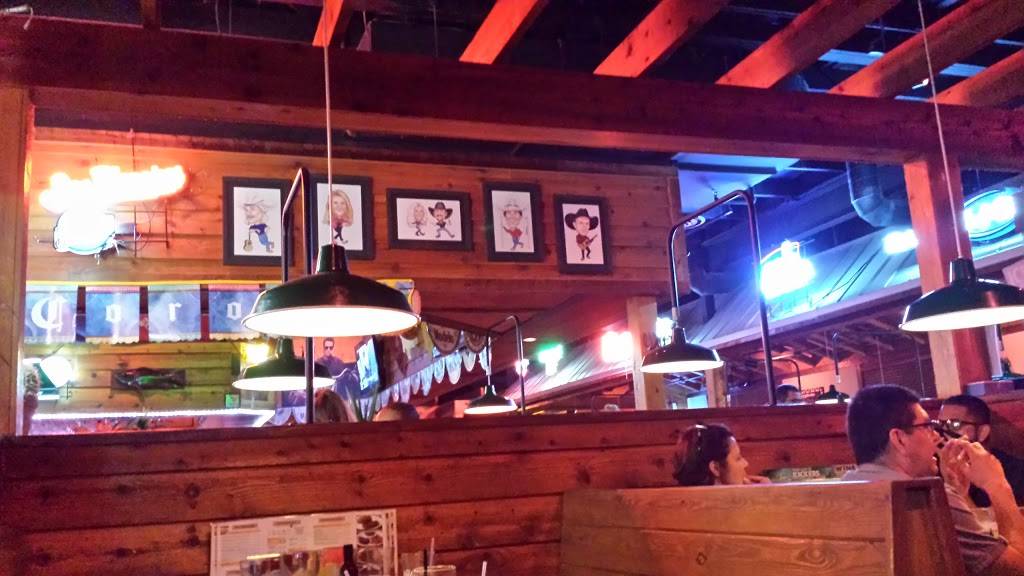 Texas Roadhouse | restaurant | 2422 Naglee Rd, Tracy, CA 95304, USA | 2098301133 OR +1 209-830-1133