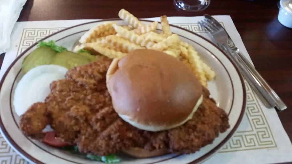 Fairway Family Restaurant | restaurant | 1280 N Jackson St, Greencastle, IN 46135, USA | 7656537849 OR +1 765-653-7849