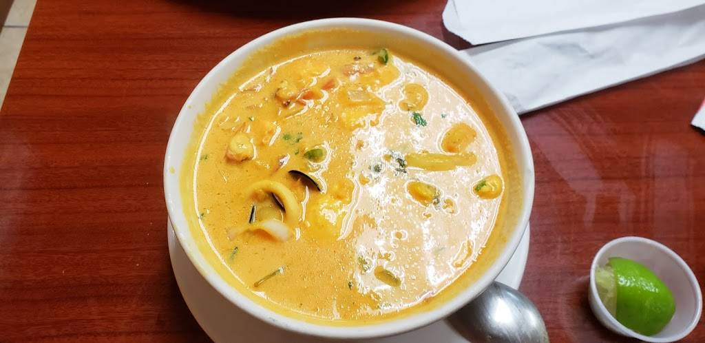 La Granja Parrilla & Seafood | restaurant | 2885 NW 36st, Miami, FL 33142, USA | 7865589933 OR +1 786-558-9933