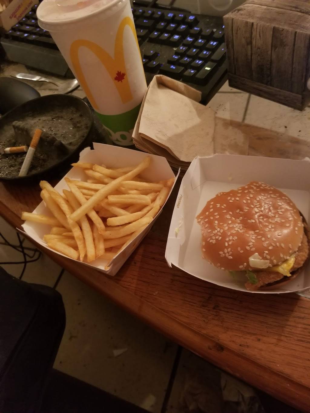 McDonalds | cafe | 1075 Boulevard Firestone, Joliette, QC J6E 6X6, Canada | 4507521375 OR +1 450-752-1375