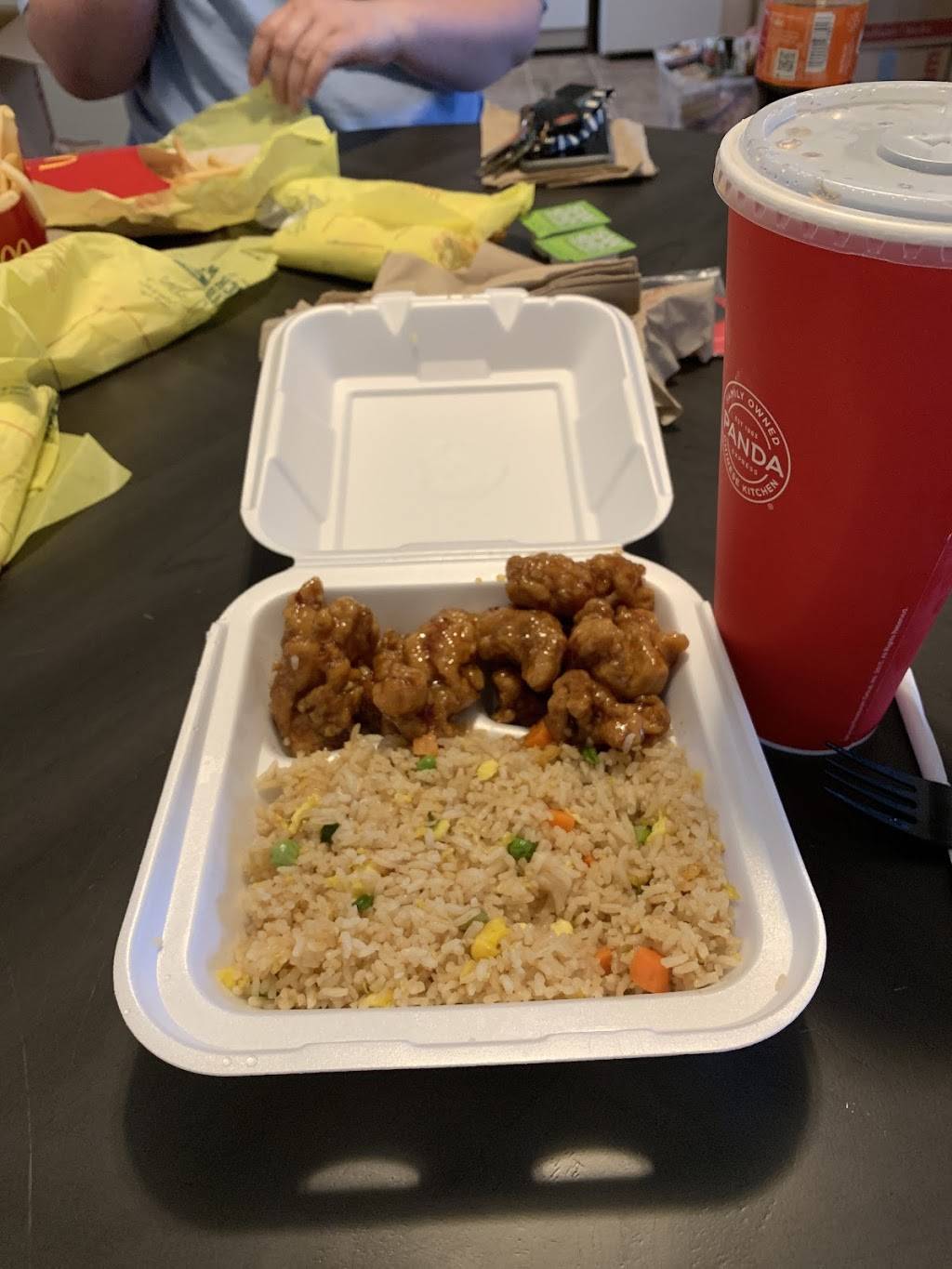 Panda Express | meal takeaway | 4201 Broadway St, Mt Vernon, IL 62864, USA | 6182422579 OR +1 618-242-2579