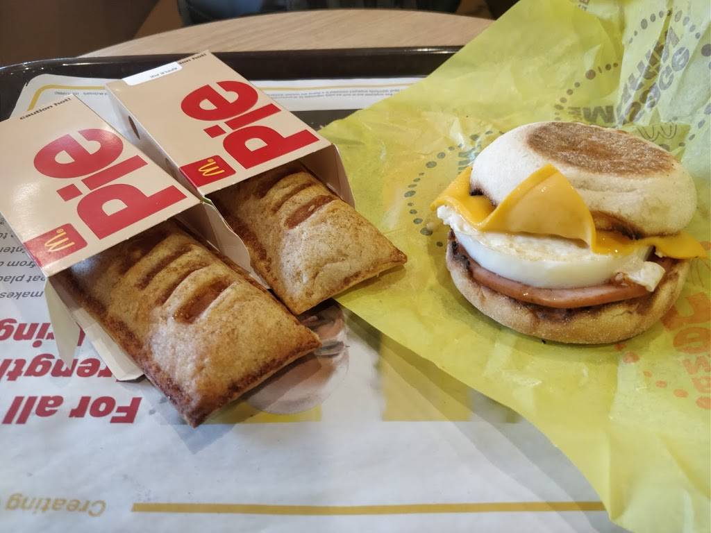 McDonalds | cafe | 907 Freeport Rd, Pittsburgh, PA 15238, USA | 4127990121 OR +1 412-799-0121