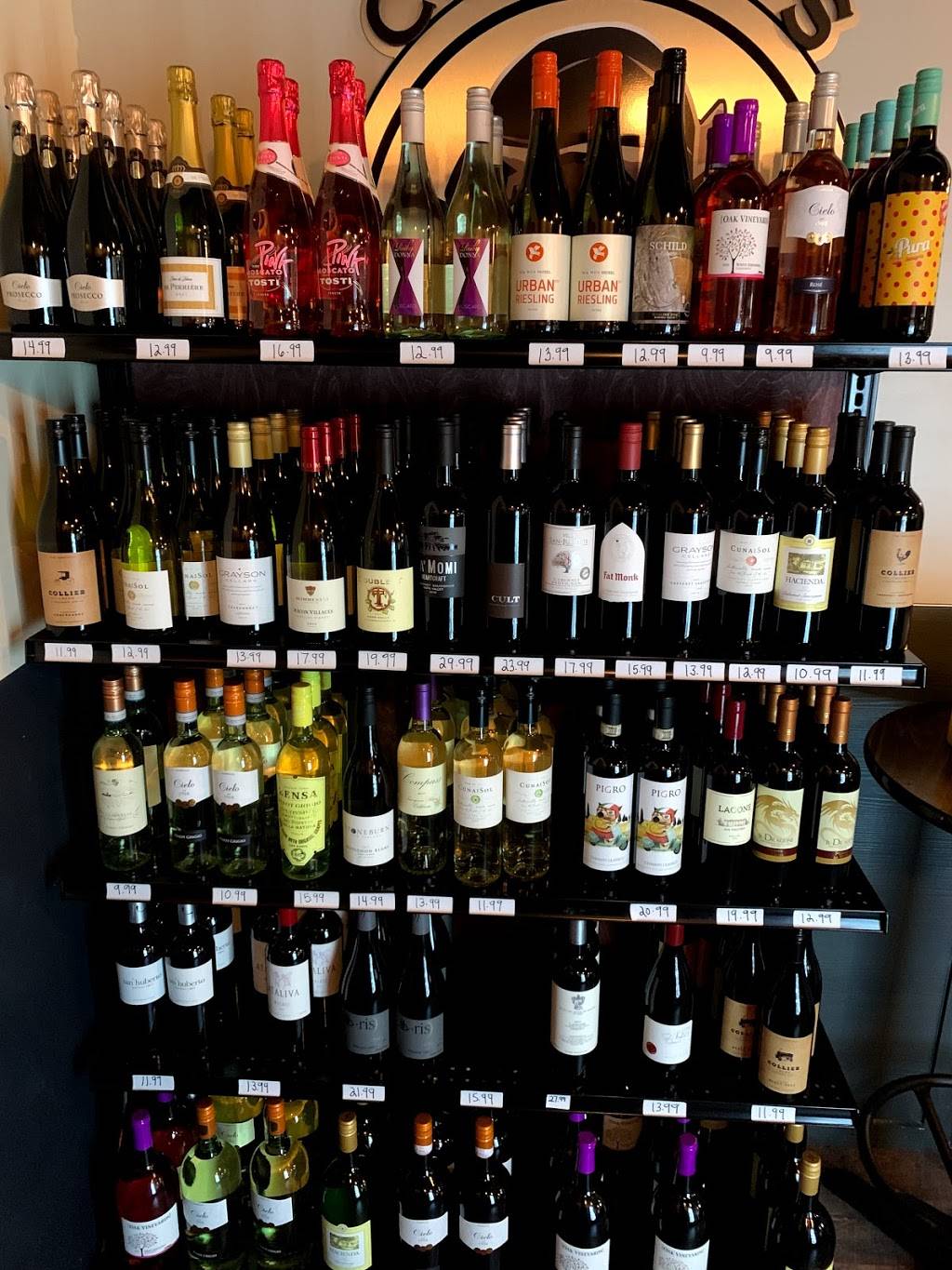 Chicks To-Go | restaurant | 1807 Washington Ave, Philadelphia, PA 19146, USA | 2155462233 OR +1 215-546-2233