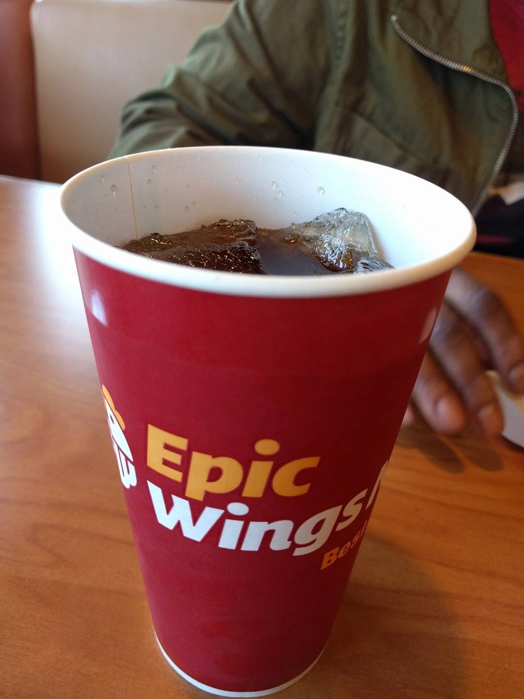 Epic Wings | restaurant | 3194 Midway Dr, San Diego, CA 92110, USA | 6192260185 OR +1 619-226-0185