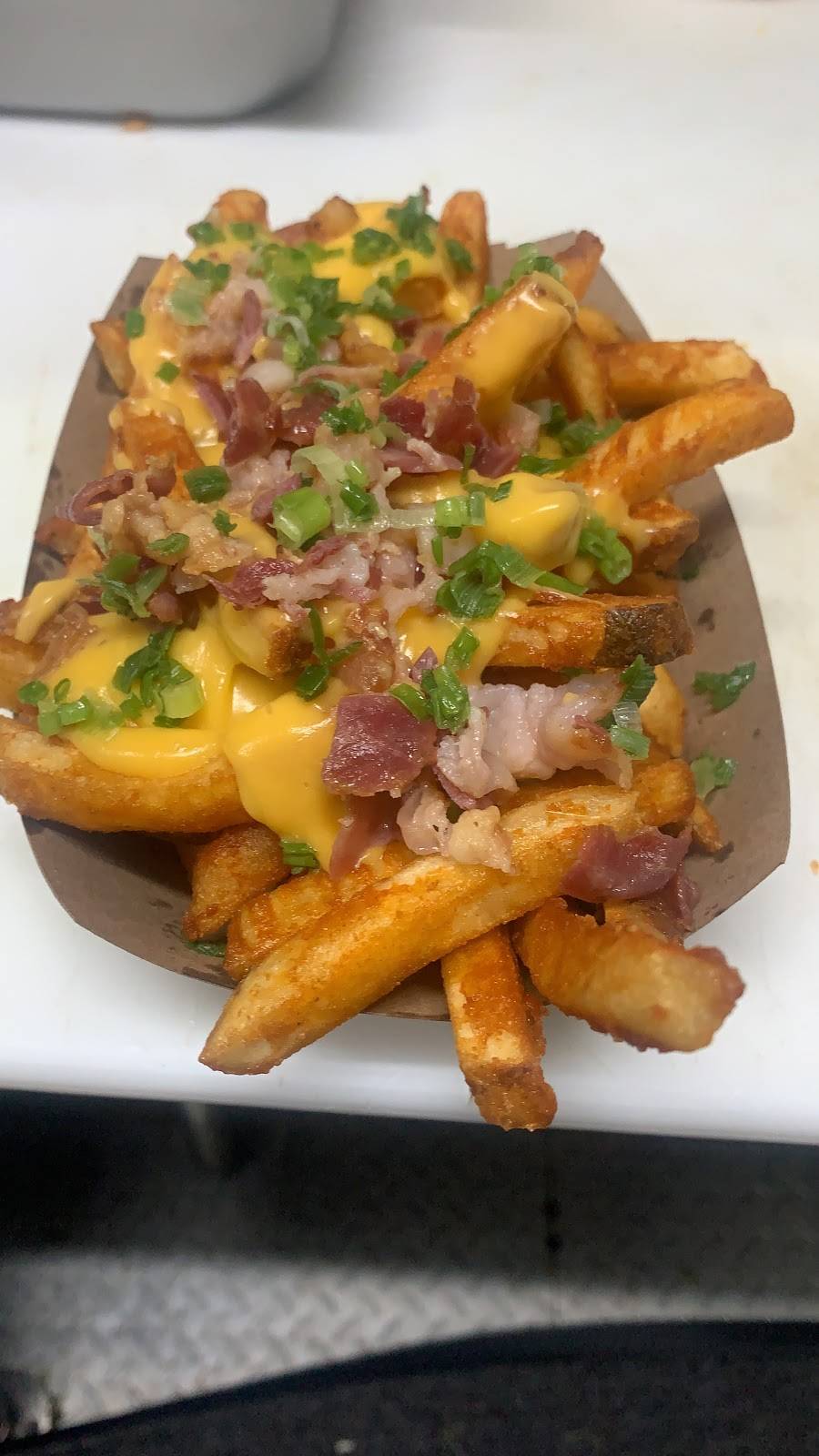 Take a burger | restaurant | 14851 FL-535, Orlando, FL 32821, USA | 9545607756 OR +1 954-560-7756