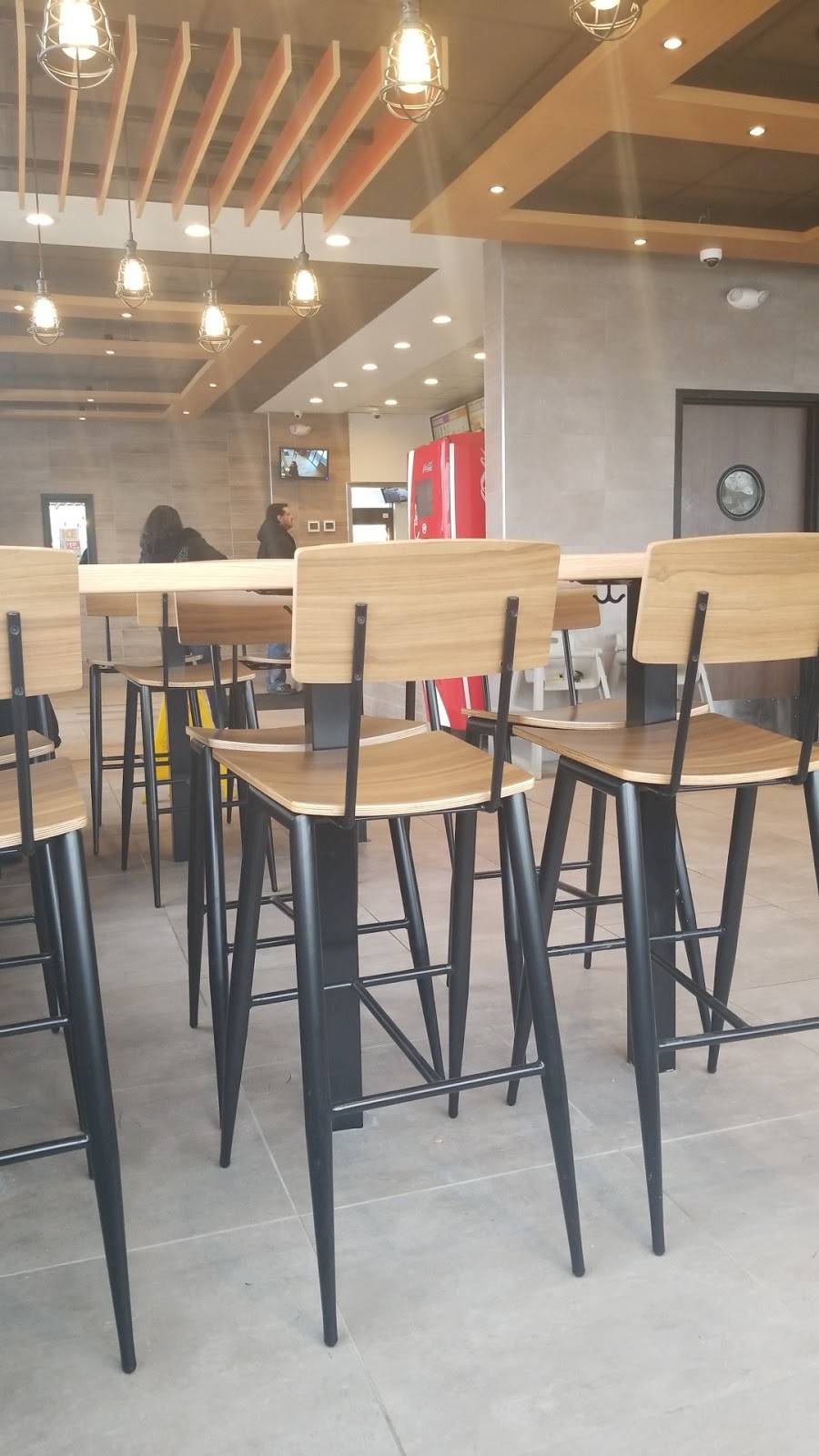 Burger King | restaurant | 1201 E Ridge Rd, Griffith, IN 46319, USA | 2198388555 OR +1 219-838-8555