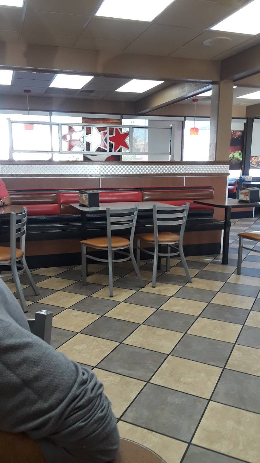 Hardees | restaurant | 304 E National Ave, Brazil, IN 47834, USA | 8124481826 OR +1 812-448-1826