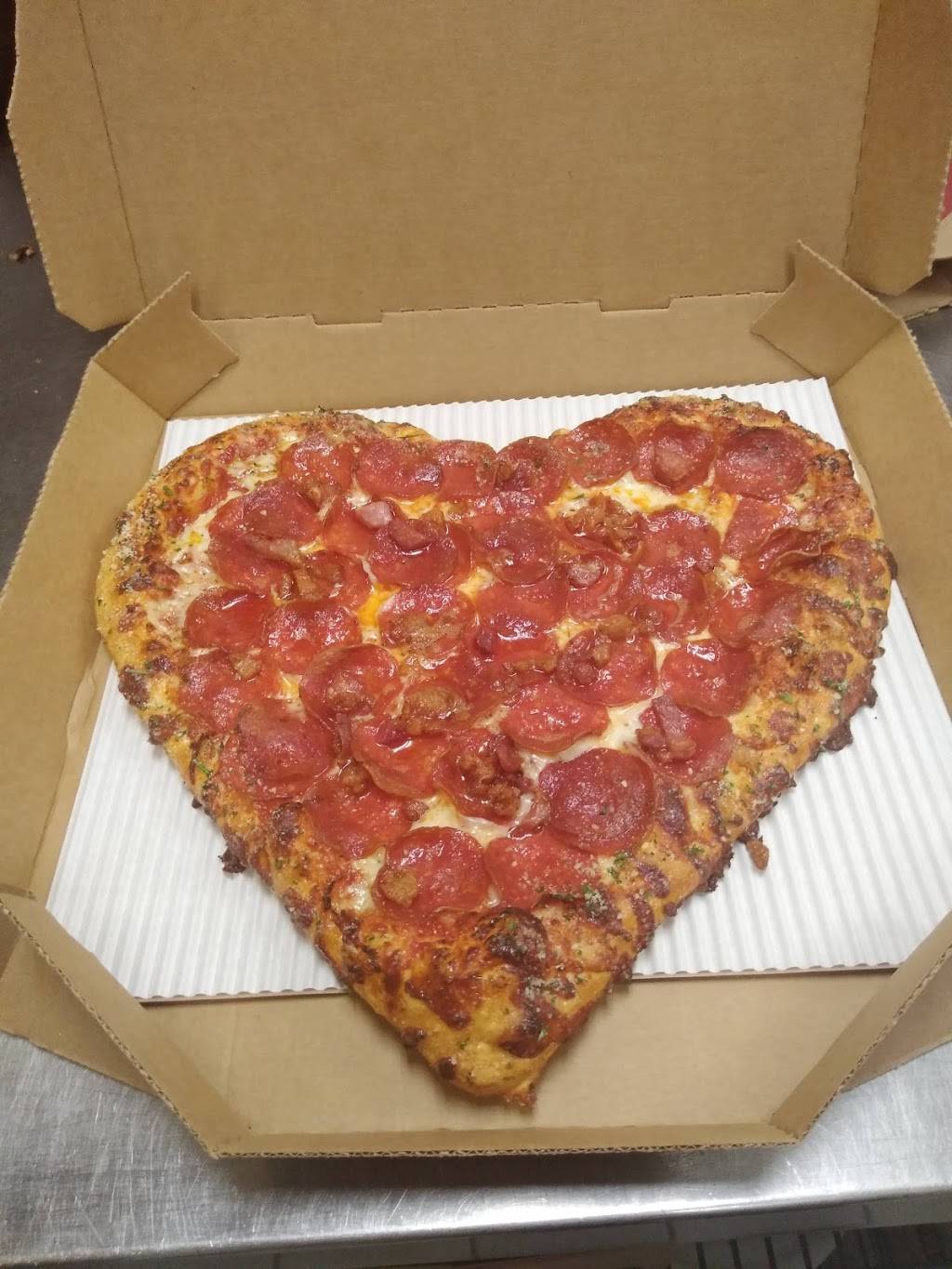 Pizza Hut | meal takeaway | 15071 Patrick Henry Hwy, Amelia Court House, VA 23002, USA | 8045611908 OR +1 804-561-1908