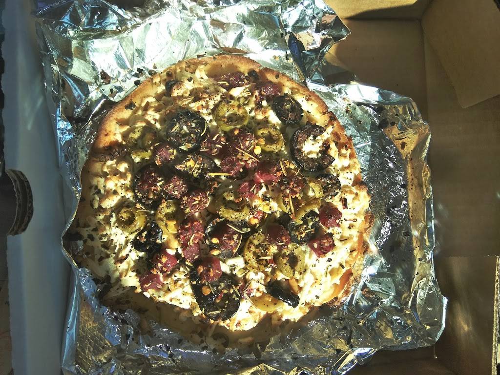 Jerusalem Pizza | restaurant | 26025 Greenfield Rd, Southfield, MI 48076, USA | 2485520088 OR +1 248-552-0088