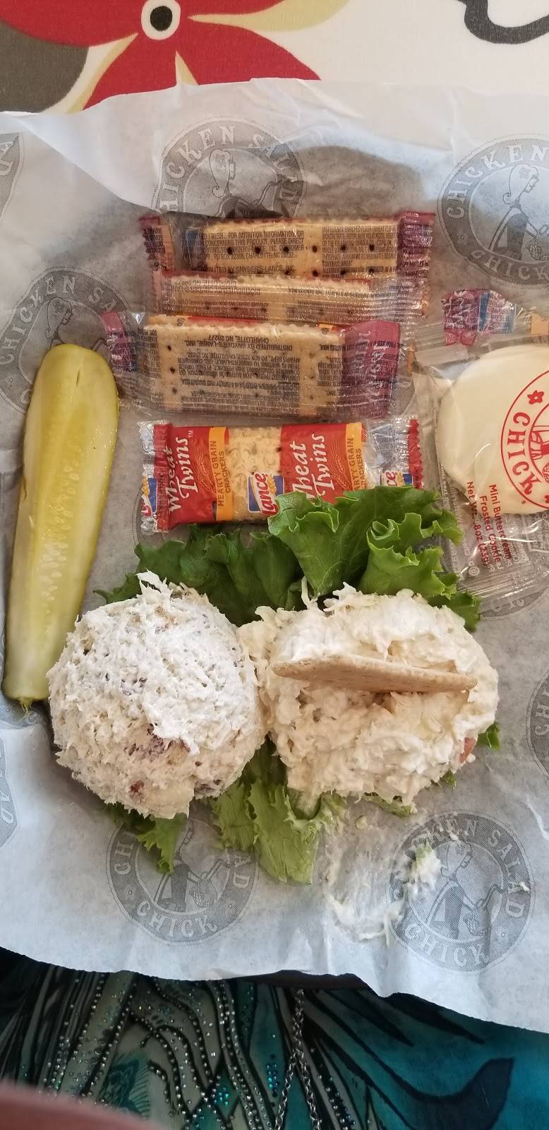 Chicken Salad Chick | restaurant | 1265 Interstate Dr Suite 205, Cookeville, TN 38501, USA | 9312728551 OR +1 931-272-8551