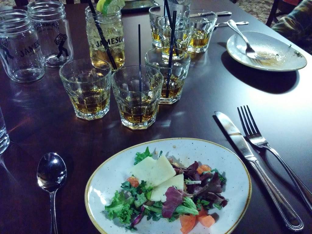 Helens Restaurant | restaurant | 777 Water Wheel Dr, Champion, PA 15622, USA | 8143527777 OR +1 814-352-7777