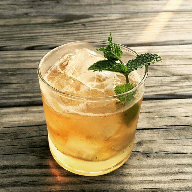 Blue Pit BBQ & Whiskey Bar | restaurant | 1601 Union Ave, Baltimore, MD 21211, USA | 4439485590 OR +1 443-948-5590