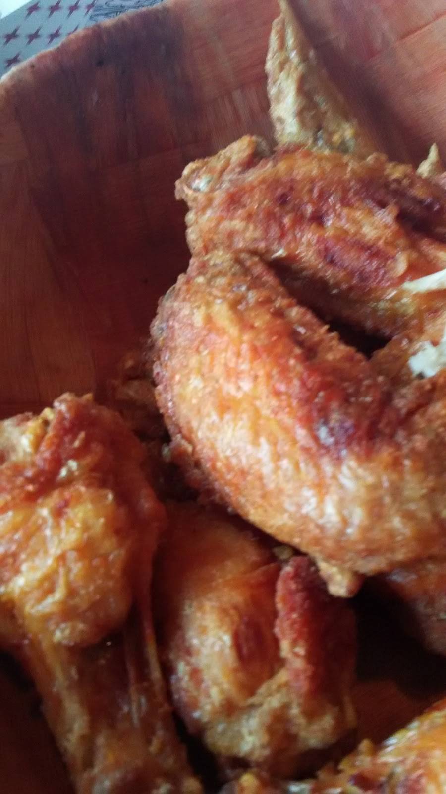 Gators Wing Shack Grill & Pizzeria | restaurant | 1719 N Rand Rd, Palatine, IL 60074, USA | 8477050555 OR +1 847-705-0555