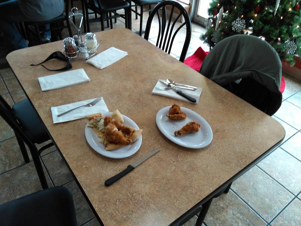 Quad City Pizza Company - Moline | restaurant | 2724 Avenue of the Cities, Moline, IL 61265, USA | 3097975600 OR +1 309-797-5600