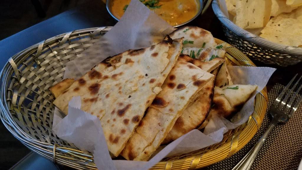 Shikara Restaurant | restaurant | 1620 75th St, Downers Grove, IL 60516, USA | 6309641720 OR +1 630-964-1720