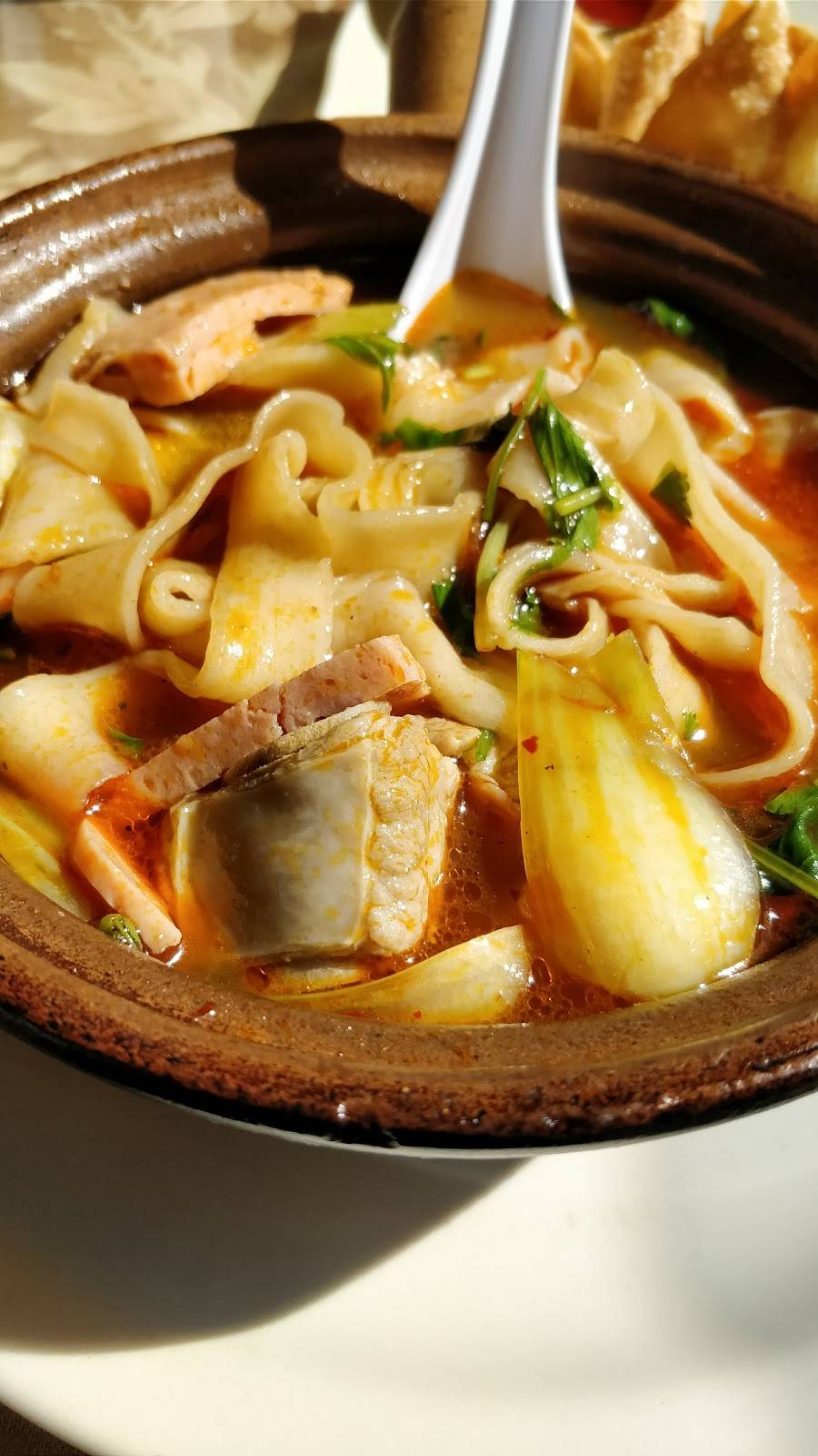 Wahaha Express | restaurant | 801 S Broadway, Edmond, OK 73034, USA | 4052858888 OR +1 405-285-8888